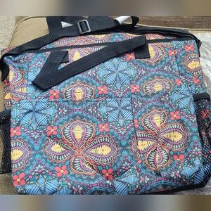 Thirty-one Crossbody Organizing Tote- Stitched Medalion